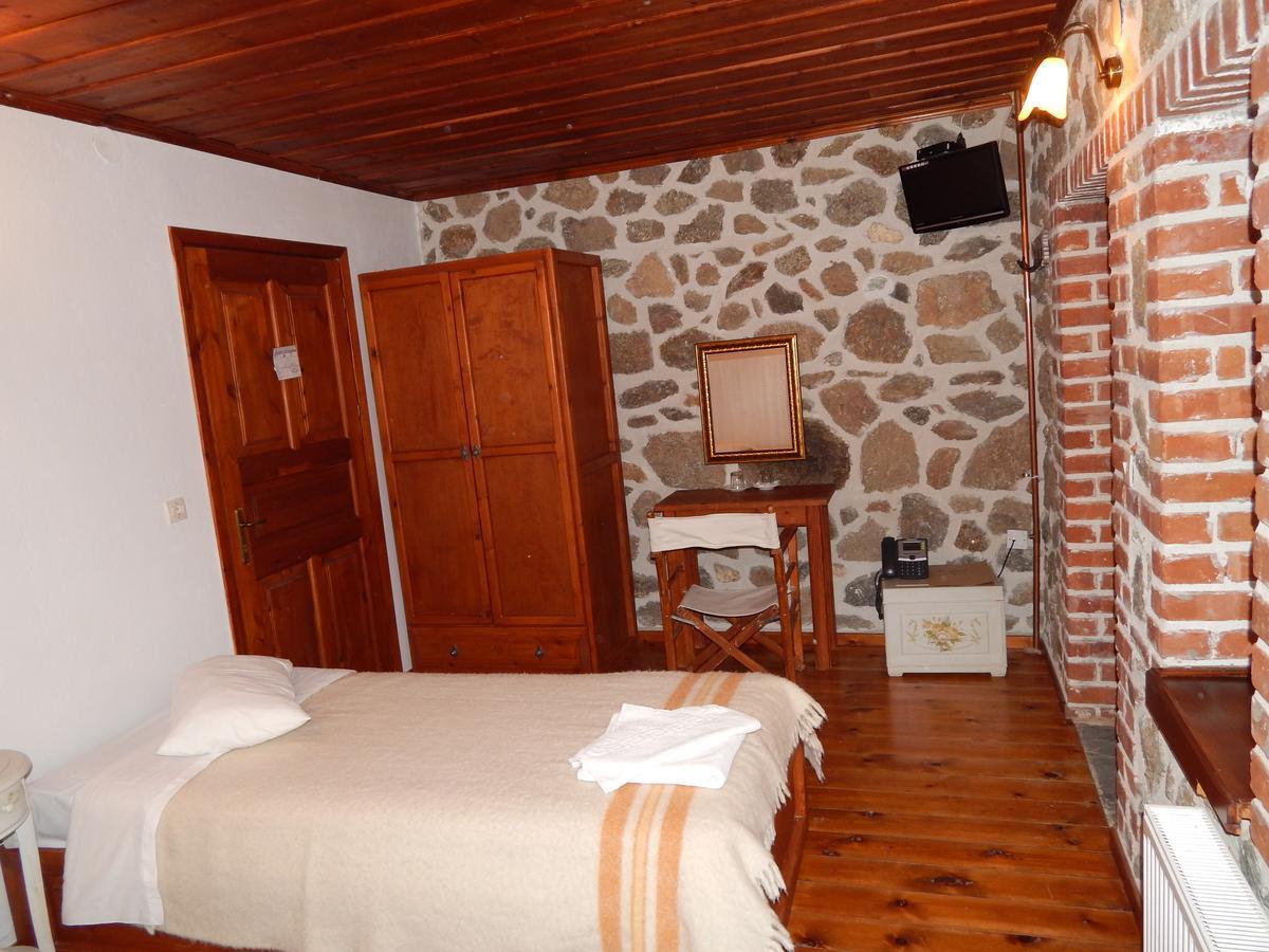 Ξενώνας Αριάδνη - Guesthouse Ariadni Lemos Exterior foto